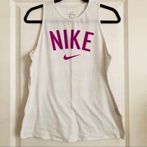 NIKE white tank & magenta